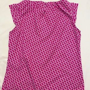 Banana Republic sleeveless pink chain design top